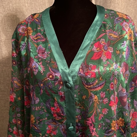Vintage Gold Label VS Green Floral Sheer Oversized Night Shirt. Size P/S - Picture 4 of 9